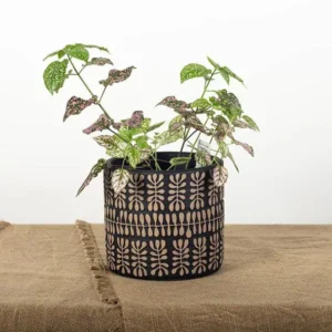 Boho Flower Pot - Black